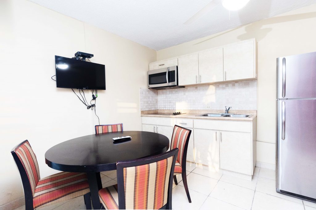 Deluxe Quadruple Bedroom With Kitchen_1